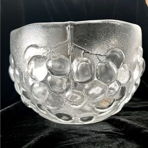 1980’s vintage Kosta Boda, grape bowl. NWOT